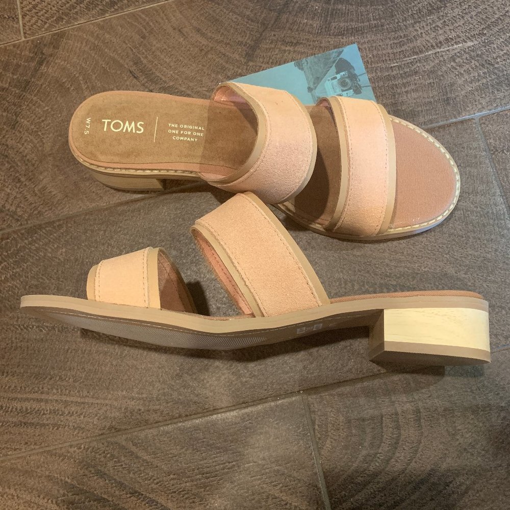 TOMS Blush Pink Suede Mariposa Sandals